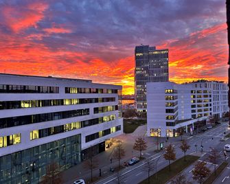 Holiday Inn Hamburg - Hafencity By IHG - Amburgo - Edificio