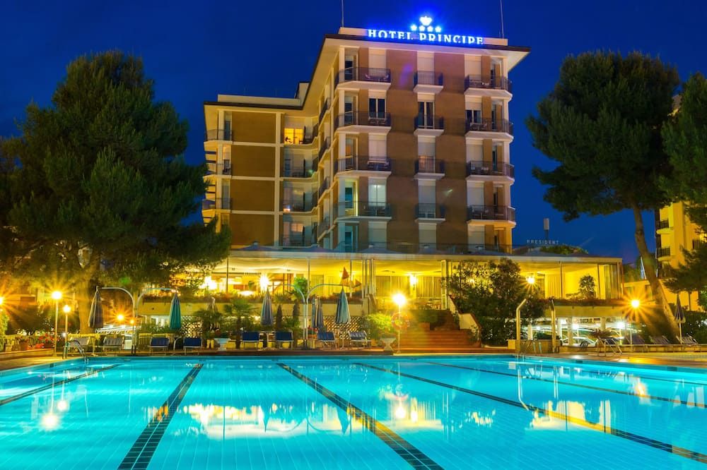Hotel Principe - Bibione - בריכה