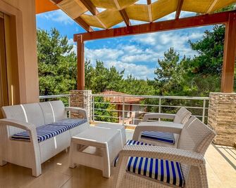 Villa Siesta Kusadasi - Kusadasi - Balkon