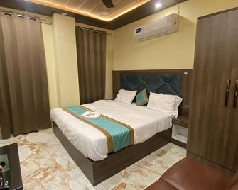 Strawbell Residency By Yatrimap - Rishikesh - Slaapkamer