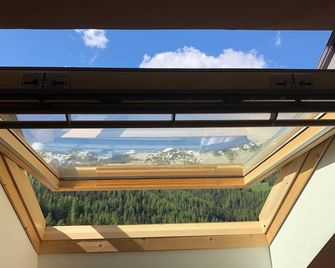 Rox's House in Pila (1800 meters above sea level) - Garden and view of the slopes - Pila - Parveke