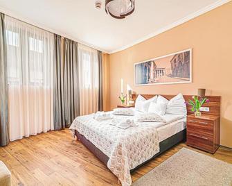 Forum Hotel - Steinamanger - Schlafzimmer