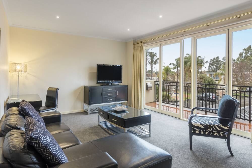 The Carrington Hotel