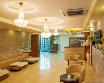 Hotel Meridian Suite - Kathmandu - Front desk