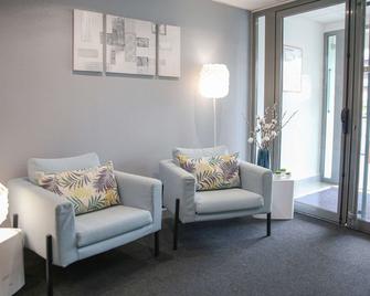 Zenitude Hôtel-Résidences Les Hauts Du Chazal - Besançon - Phòng khách
