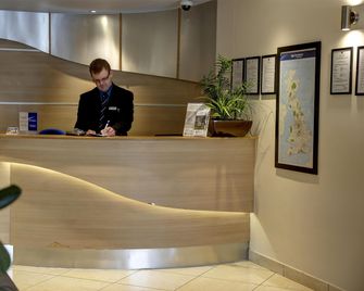 Sure Hotel by Best Western Aberdeen - אברדין - דלפק קבלה