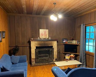 Cabbage Tree Cottage @ Hidden Valley Retreat Cottages - Richmond - Sala de estar