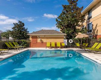 Extended Stay America Suites - Orlando - Orlando Theme Parks - Vineland Rd - Orlando - Pool
