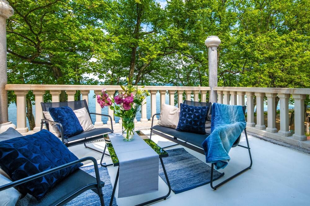 هوتل آنا فيلا