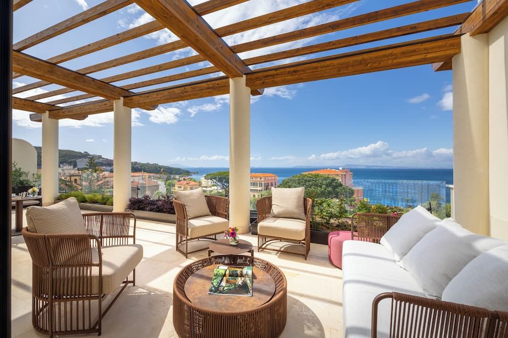 أرا ماريس هوتل آند سبا