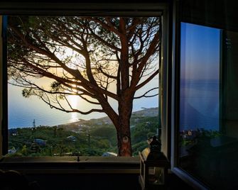 Olivenere agriturismo - Lavagna - Balcón