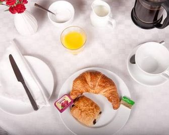 Holbrook Bed and Breakfast - Shaftesbury - Food