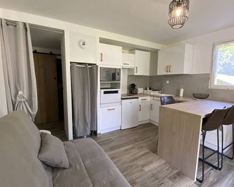 Appartement rénové avec terrasse et parking à Cauterets - FR-1-812-71 - Cauterets - Cocina