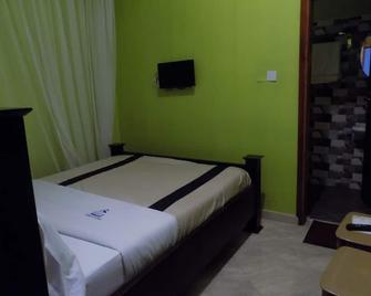 Elegant Motel - Ntungamo (Ntungamo) - Habitación
