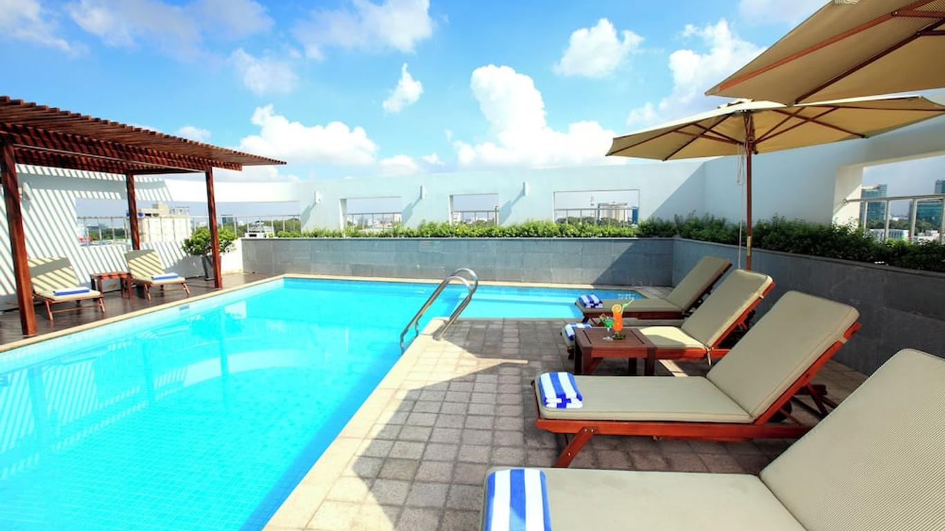 Liberty Central Saigon Centre Hotel