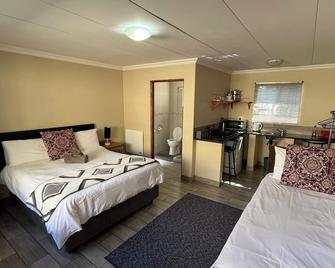 298 on 34th - Pretoria - Bedroom