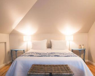 Auberge La Seigneurie - Matane - Bedroom