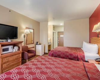 Econo Lodge Lubbock I-27 - Lubbock - Bedroom