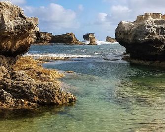 Riverview Coastal Retreat Sleeps 6 Walk to Beach Great Ocean Road - Peterborough