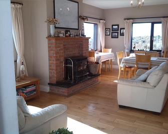 Currane Lodge - Waterville - Living room