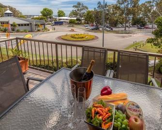 Tradewinds Unit 3 110 Victoria Parade - Nelson Bay - Balcony