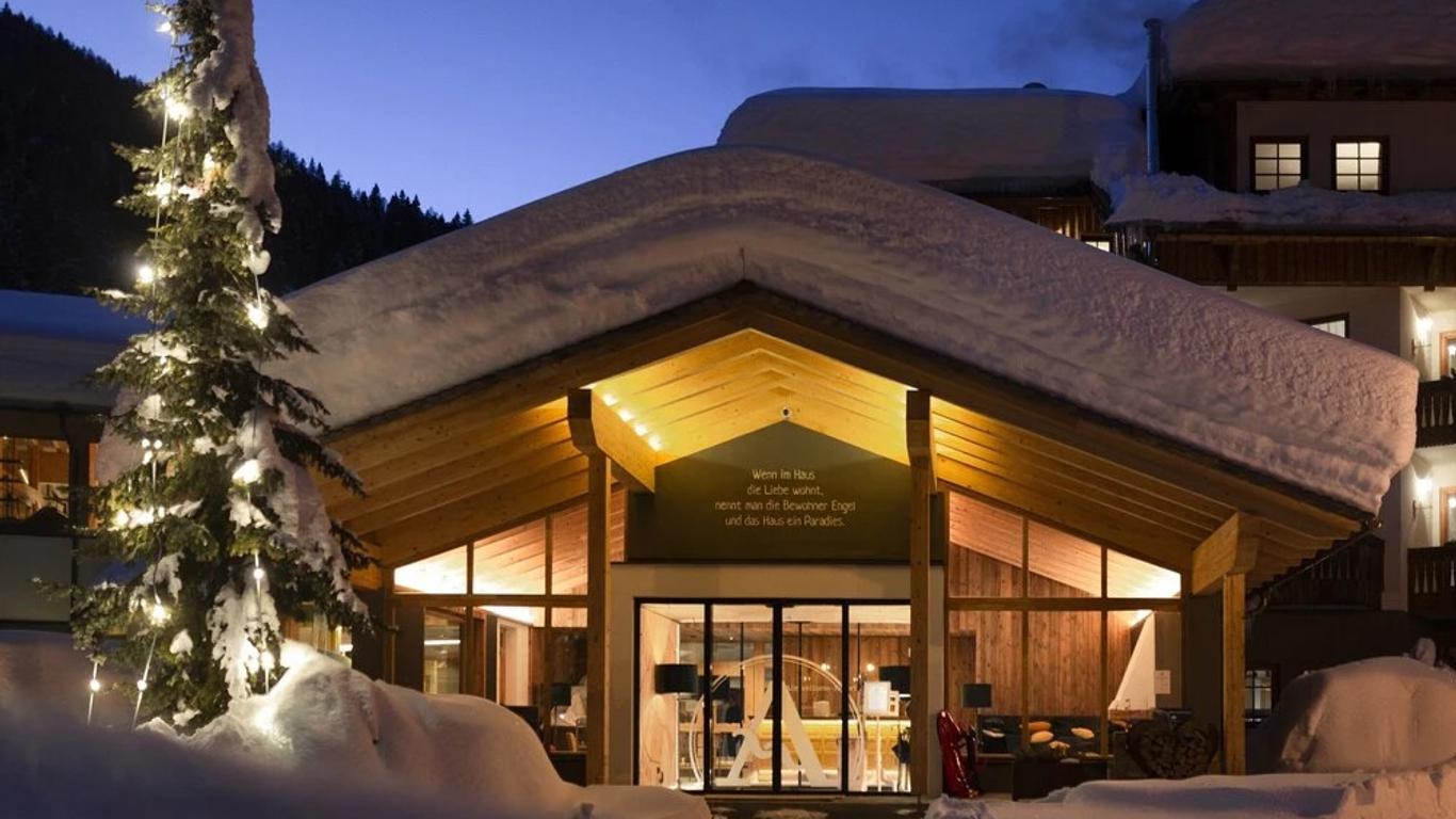 Almwellness-Resort Tuffbad