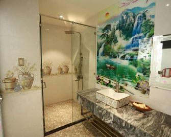 Thanh Tai Hotel 2 - Ho Chi Minh City - Bathroom
