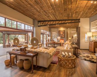 Becks Safari Lodge - Bismark - Sala de estar