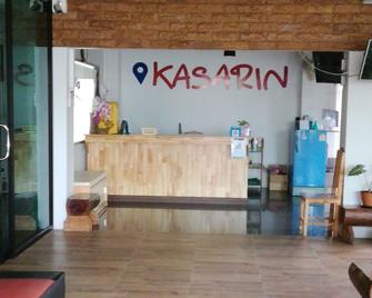 Kasarin Court - Fang - Recepción