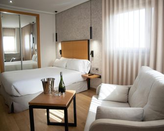 Sercotel Gran Fama - Almería - Soveværelse