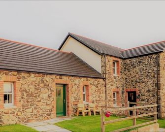 Dunamoy Cottages & Spa - Ballyclare - Building