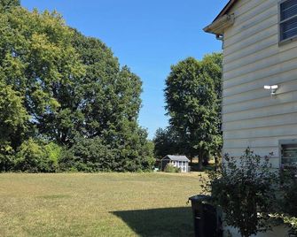 2 Bedrooms with full kitchen in Brownsburg IN - Brownsburg - Vista esterna