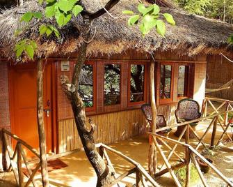 Oakwood Hamlet - Shimla - Patio