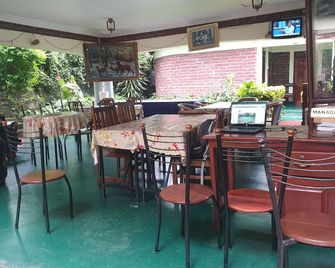 Themi Valley Eco Tourism Homestay - Arusha - Restaurante