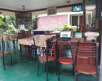 Themi Valley Eco Tourism Homestay - Arusha - Restaurante