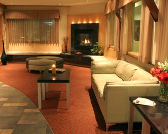 Best Western Snowcap Lodge - Cle Elum - Lounge