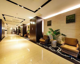 فندق إيه بي إيه واكاياما - واكاياما - ردهة