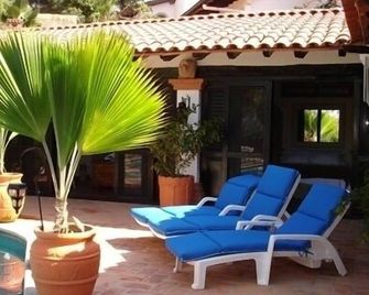 Beautiful Spanish Style Villa With Ocean View,100 Steps From The Beach - Puerto Vallarta - Patio
