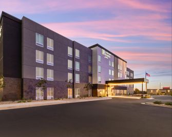 LivSmart Studios by Hilton Salt Lake City West Valley City - West Valley City - Budova