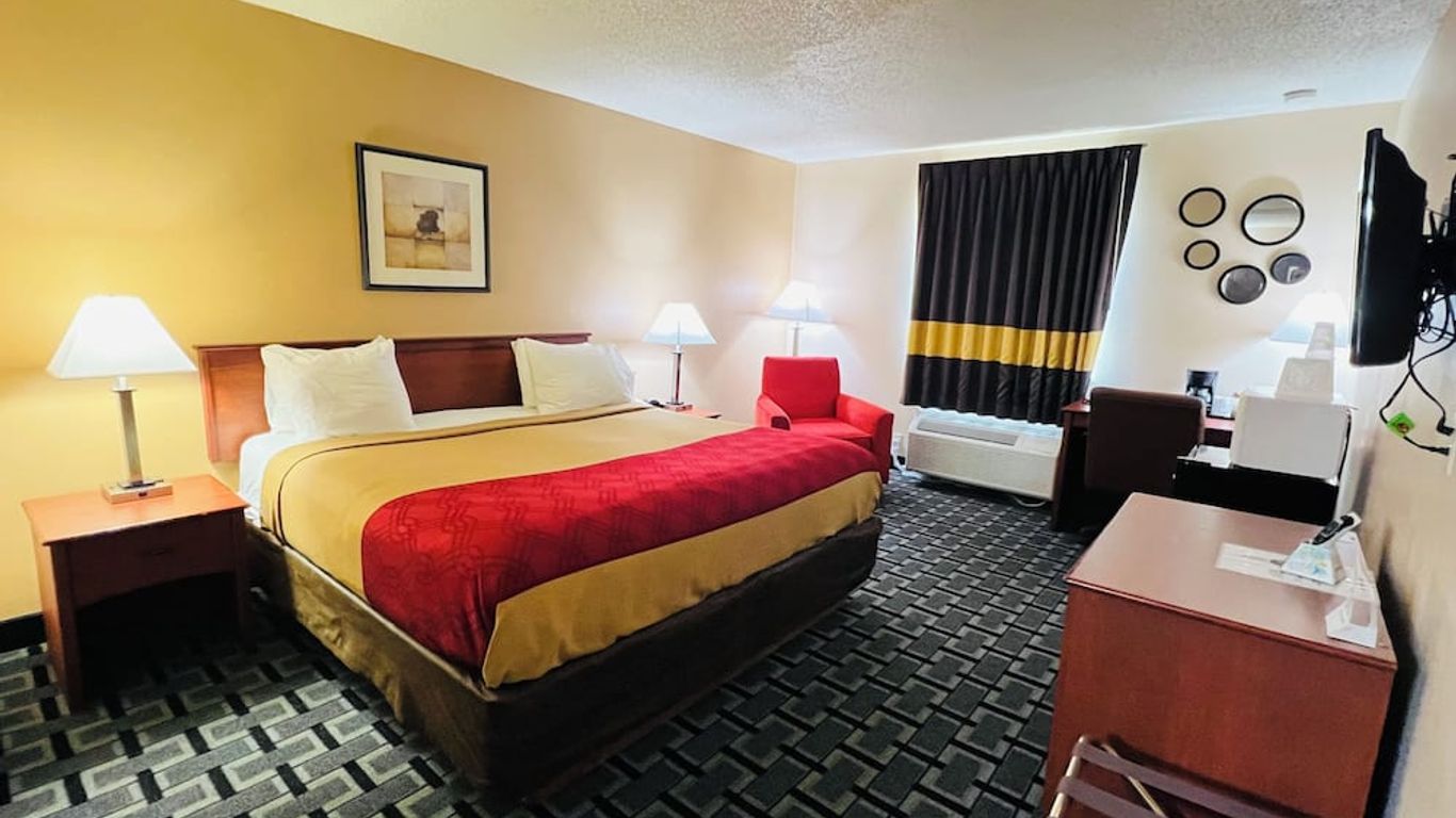 Hometown Inn And Suites