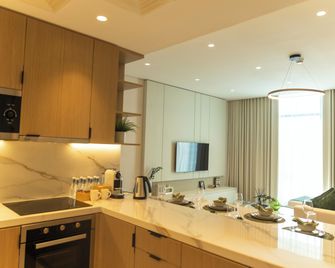 Pearlhouse Bahrain - Manama - Kitchen