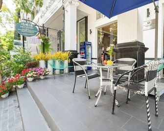 Sabina Hotel & Apartmnet -Hcm - Cidade de Ho Chi Minh - Pátio
