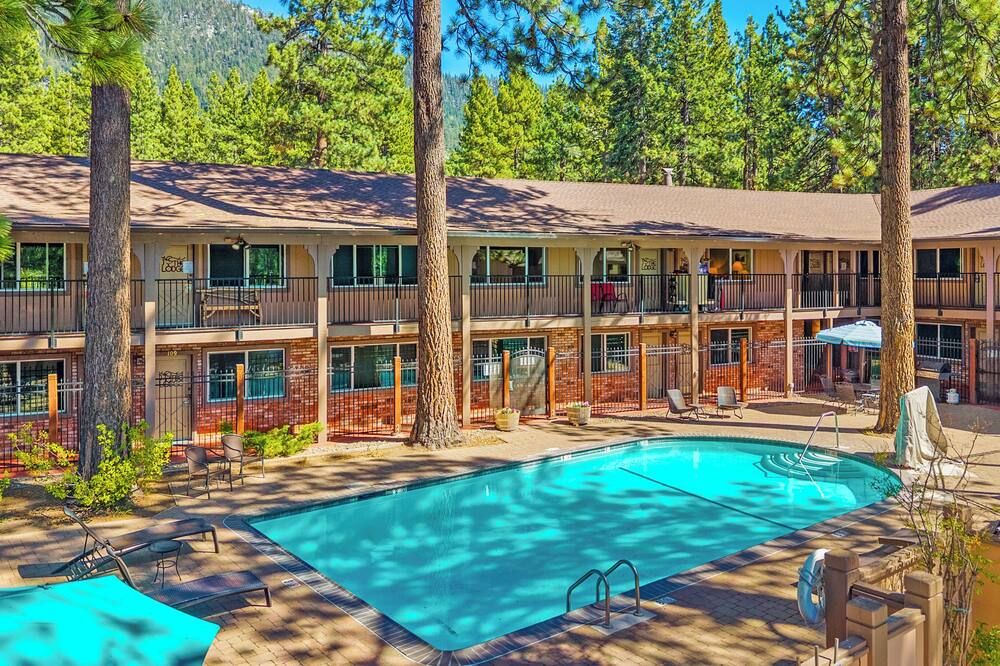 The Lodge at Lake Tahoe - South Lake Tahoe - Pool