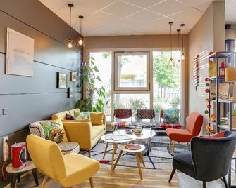 Brit Hotel Saint-Nazaire Centre - Saint-Nazaire - Lounge