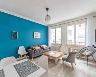 Navigateurs proche centre - jardin- parking gratuit - Brest - Wohnzimmer