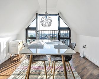 Pochin House Collections - St. Austell - Yemek odası