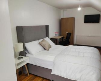 The Silver City Hotel - Immingham - Slaapkamer