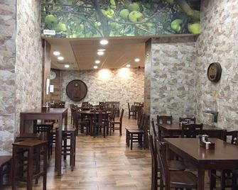 Hotel Doña Maria - חיחון - מסעדה