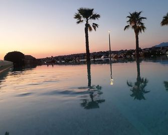 Liberty Plaza - Novalja - Pool