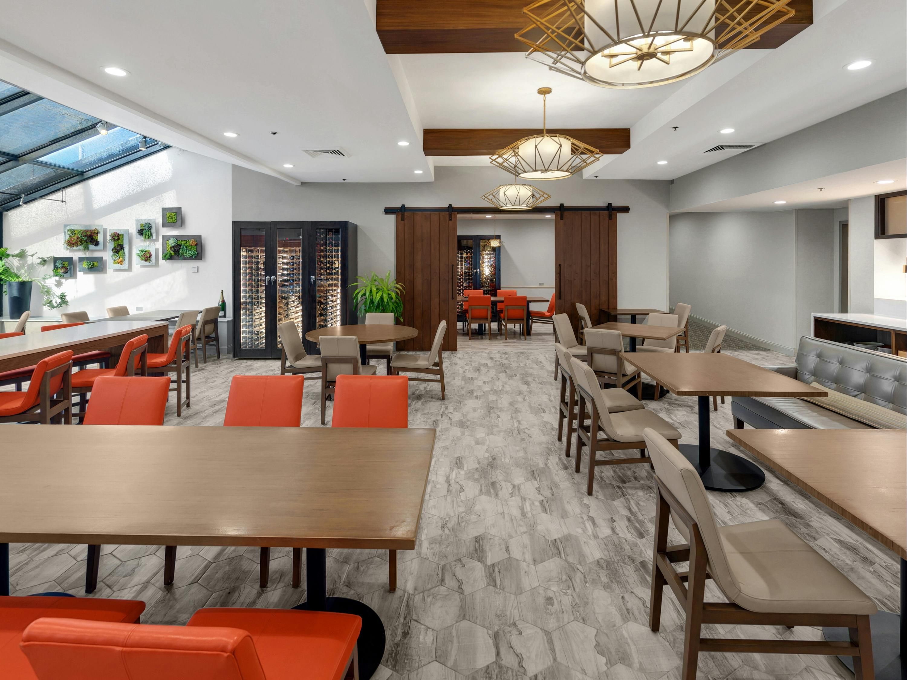 Hilton Chicago/Oak Lawn - Oak Lawn - Restaurant